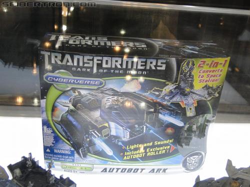 Botcon 2011: Cyberverse Display Area - Transformers Event: DSC09777