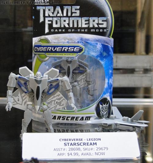 Botcon 2011: Cyberverse Display Area - Transformers Event: DSC09789a