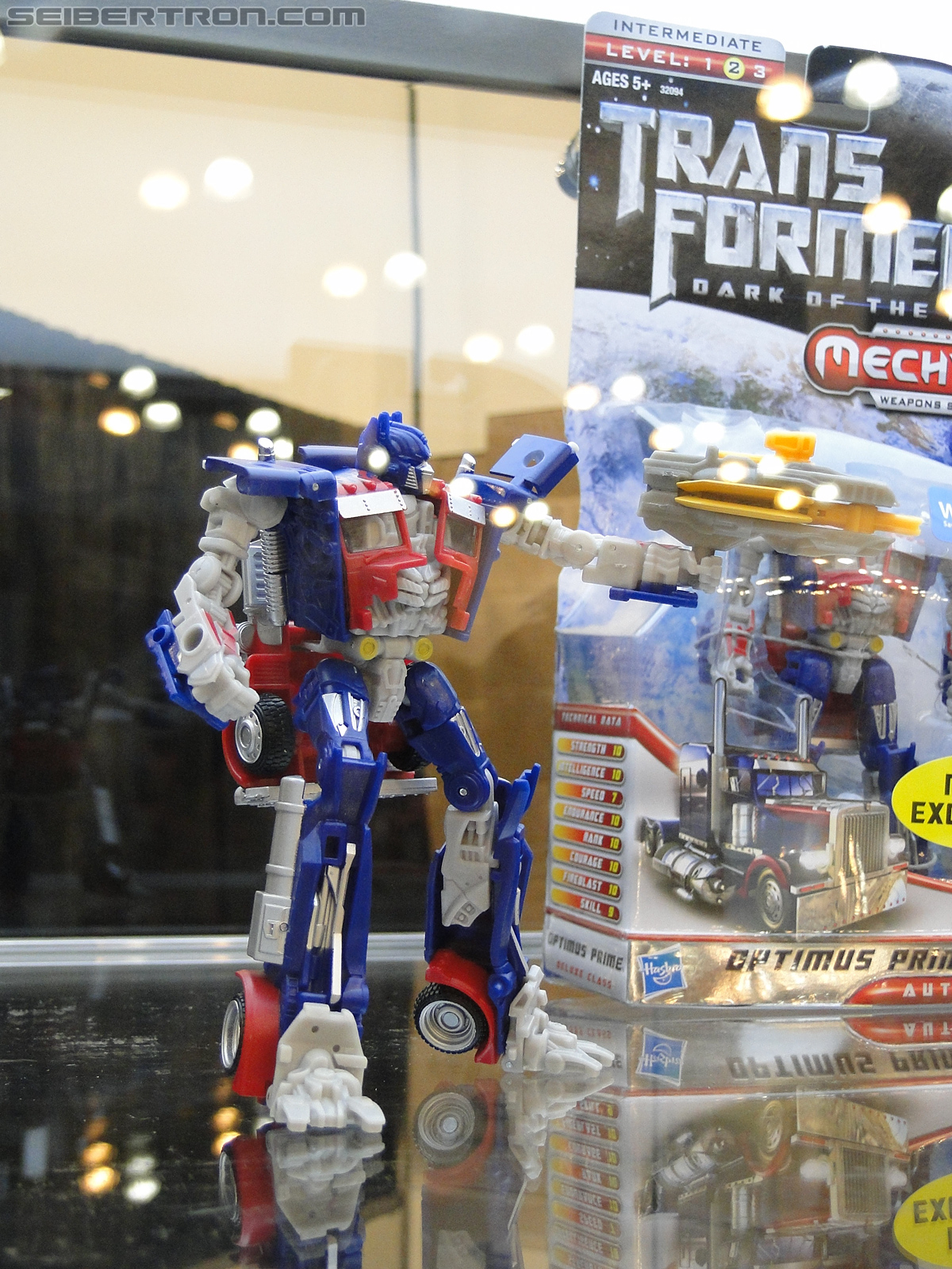Botcon 2011 - Transformers Retail Exclusives Display Area