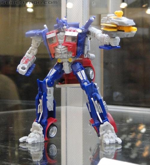 Botcon 2011: Transformers Retail Exclusives Display Area - Transformers Event: DSC09820