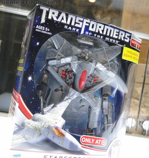 Botcon 2011: Transformers Retail Exclusives Display Area - Transformers Event: DSC09830