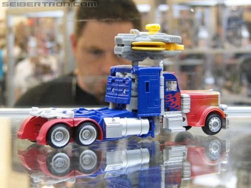 Botcon 2011: Transformers Retail Exclusives Display Area - Transformers Event: DSC09843