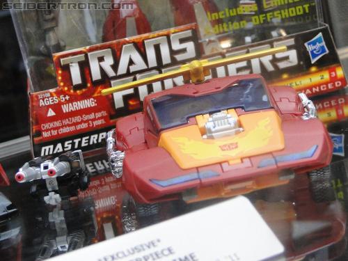Botcon 2011: Transformers Retail Exclusives Display Area - Transformers Event: DSC09849a
