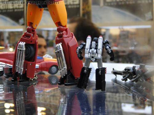 Botcon 2011: Transformers Retail Exclusives Display Area - Transformers Event: DSC09863
