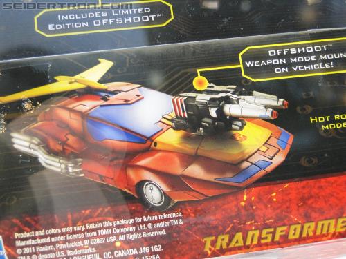 Botcon 2011: Transformers Retail Exclusives Display Area - Transformers Event: DSC09867
