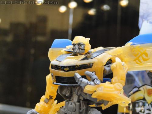 Botcon 2011: Transformers Retail Exclusives Display Area - Transformers Event: DSC10041