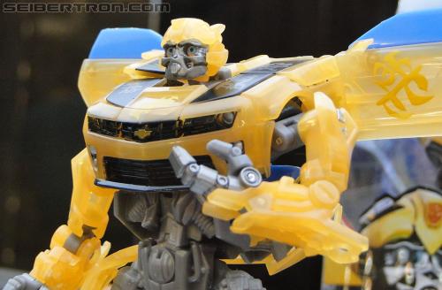 Botcon 2011: Transformers Retail Exclusives Display Area - Transformers Event: DSC10042