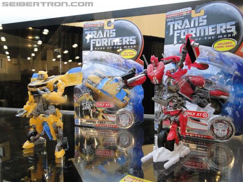 Botcon 2011: Transformers Retail Exclusives Display Area - Transformers Event: DSC10044