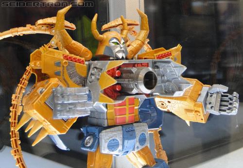 Botcon 2011: Transformers Retail Exclusives Display Area - Transformers Event: DSC10091