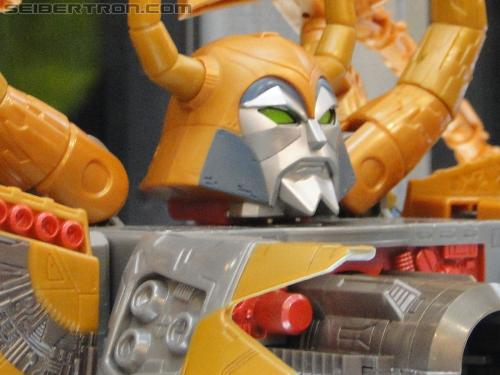 Botcon 2011: Transformers Retail Exclusives Display Area - Transformers Event: DSC10094