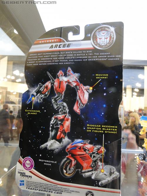 Botcon 2011: Transformers Retail Exclusives Display Area - Transformers Event: DSC10130