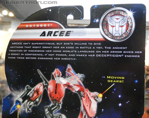 Botcon 2011: Transformers Retail Exclusives Display Area - Transformers Event: DSC10132