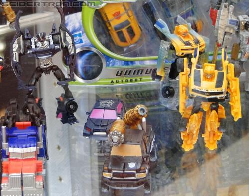 Botcon 2011: Transformers Retail Exclusives Display Area - Transformers Event: DSC10153