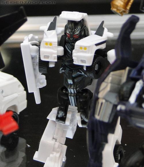 Botcon 2011: Transformers Retail Exclusives Display Area - Transformers Event: DSC10171