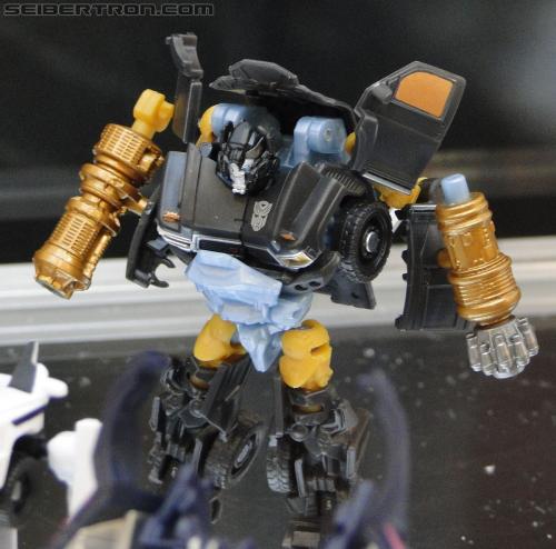 Botcon 2011: Transformers Retail Exclusives Display Area - Transformers Event: DSC10172