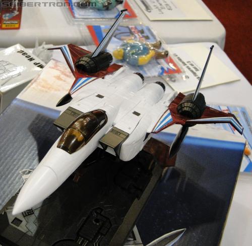 Botcon 2011: 3rd Party Products - Transformers Event: 3rd-party-007