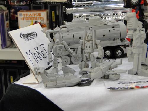 Botcon 2011: 3rd Party Products - Transformers Event: 3rd-party-050