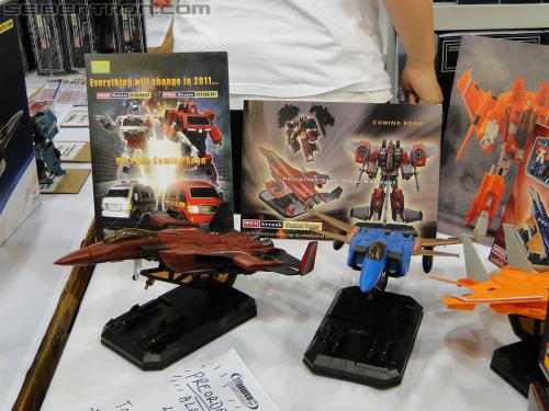 Botcon 2011: 3rd Party Products - Transformers Event: 3rd-party-074