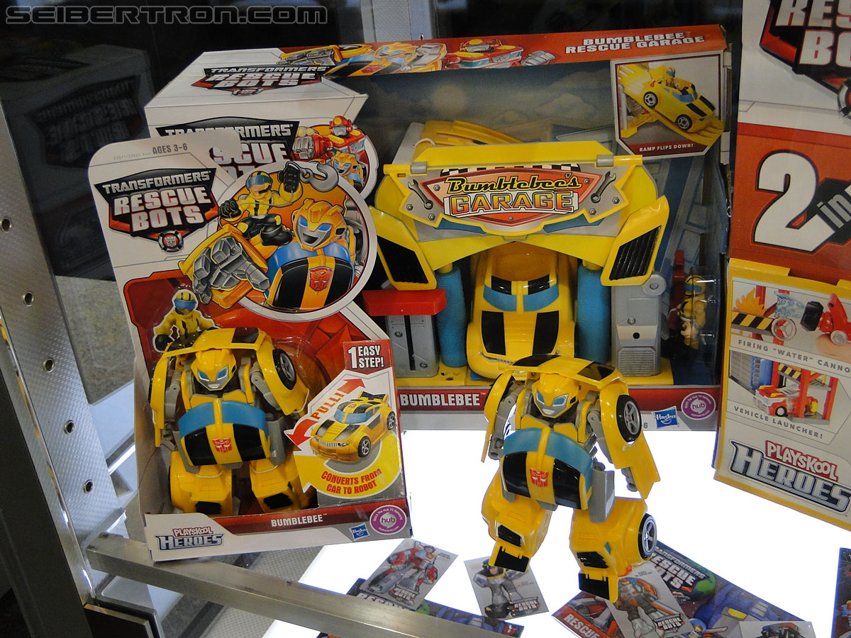 Botcon 2011 - Playskool Heroes Rescue Bots
