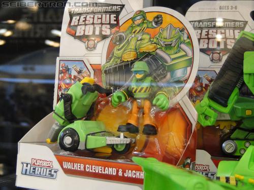 Botcon 2011: Playskool Heroes Rescue Bots - Transformers Event: Playskool-rescue-bots-004