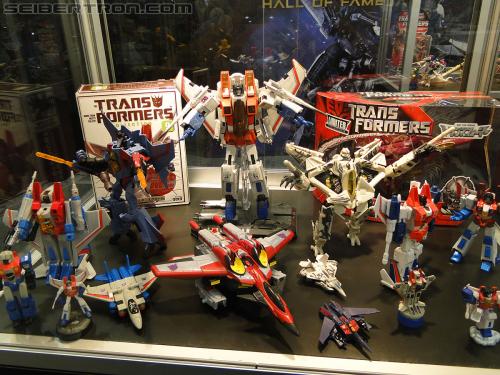 Botcon 2011: Hall of Fame Display Area - Transformers Event: DSC00537
