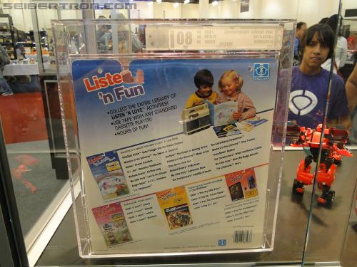 Botcon 2011: Hall of Fame Display Area - Transformers Event: DSC00568