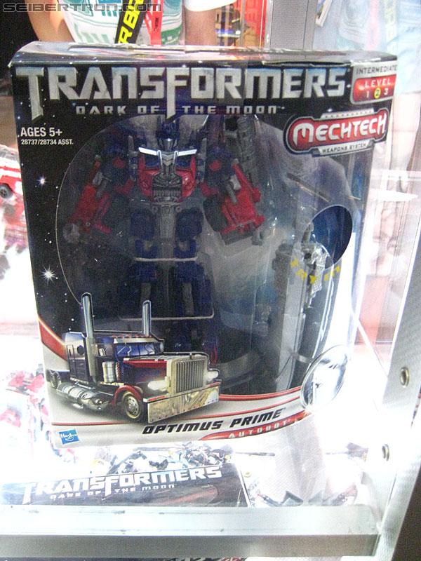 SDCC 2011: Transformers 3 Dark of the Moon (DOTM) Toys - Transformers Event: SDCC-DOTM-9905