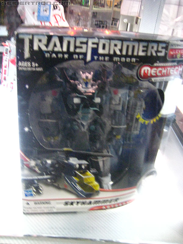 SDCC 2011: Transformers 3 Dark of the Moon (DOTM) Toys - Transformers Event: SDCC-DOTM-9908