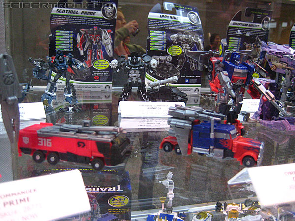 SDCC 2011: Transformers 3 Dark of the Moon (DOTM) Toys - Transformers Event: SDCC-DOTM-9968