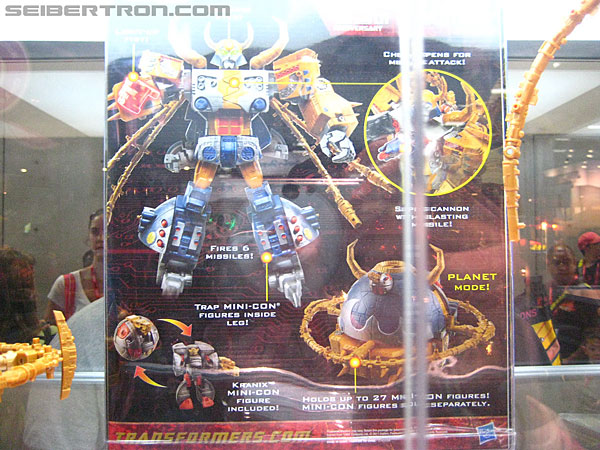 SDCC 2011: Retail and SDCC Exclusives - Transformers Event: Transformers-Exclusives-9950