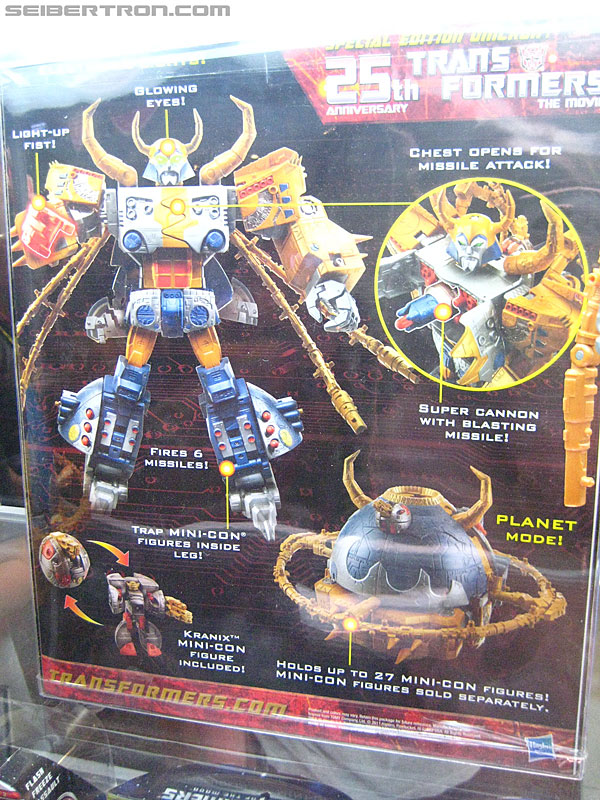 SDCC 2011: Retail and SDCC Exclusives - Transformers Event: Transformers-Exclusives-9952