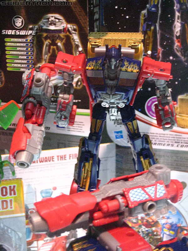 SDCC 2011: Retail and SDCC Exclusives - Transformers Event: Transformers-Exclusives-9964