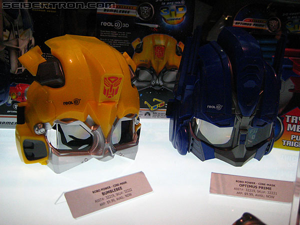 SDCC 2011: Officially Licensed 3rd Party Products - Transformers Event: TF-Officially-Licensed-9962