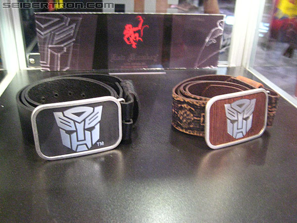 SDCC 2011: Officially Licensed 3rd Party Products - Transformers Event: TF-Officially-Licensed-9989