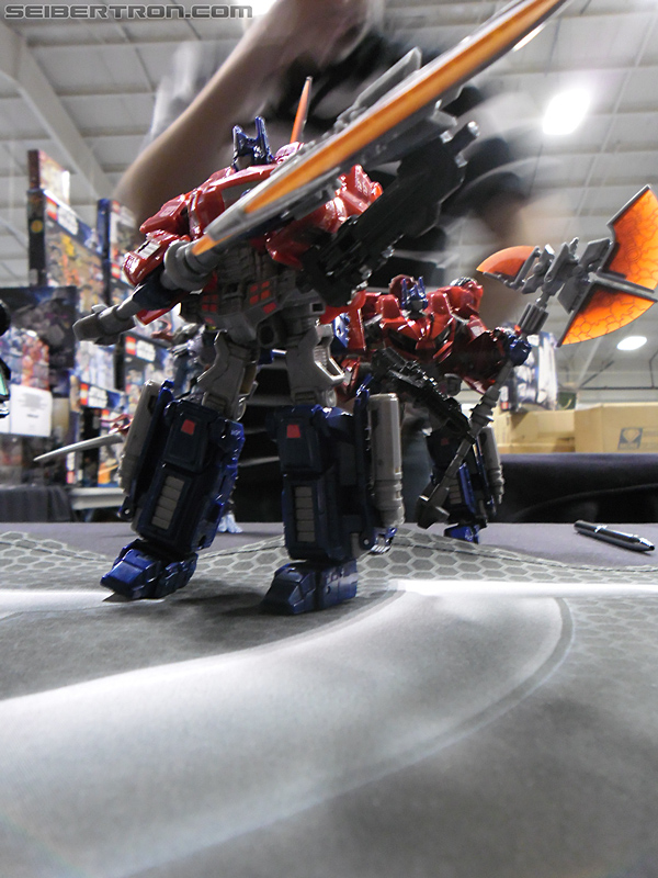 Victoria's Ultimate Hobby and Toy Fair 2011 - CorBotV