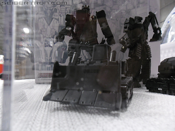 Victoria's Ultimate Hobby and Toy Fair 2011: Make-Toys - Transformers Event: TheShow-082