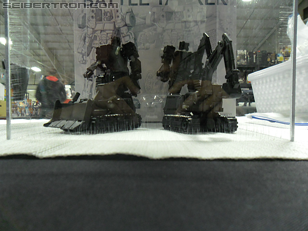 Victoria's Ultimate Hobby and Toy Fair 2011: Make-Toys - Transformers Event: TheShow-083