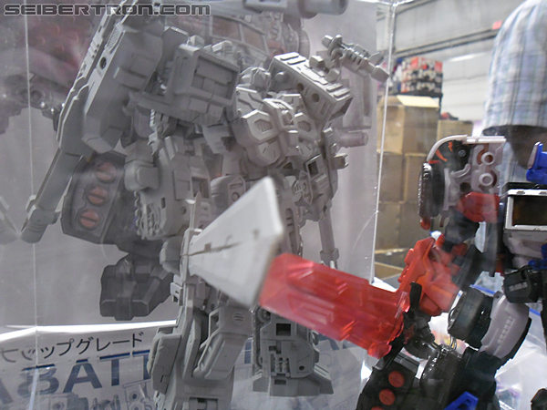 Victoria's Ultimate Hobby and Toy Fair 2011: Make-Toys - Transformers Event: TheShow-091