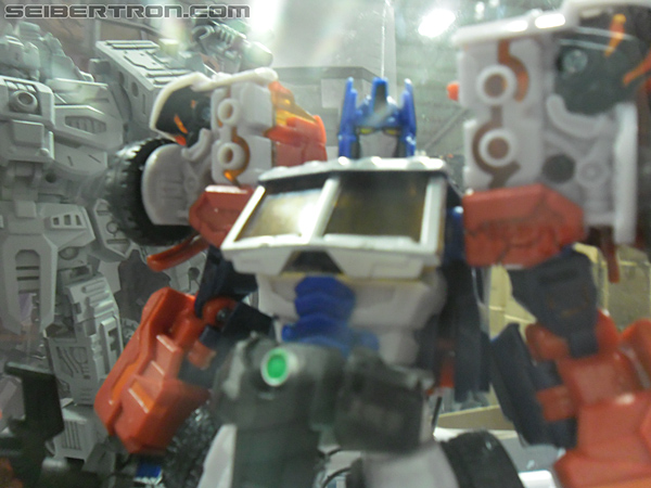 Victoria's Ultimate Hobby and Toy Fair 2011: Make-Toys - Transformers Event: TheShow-096