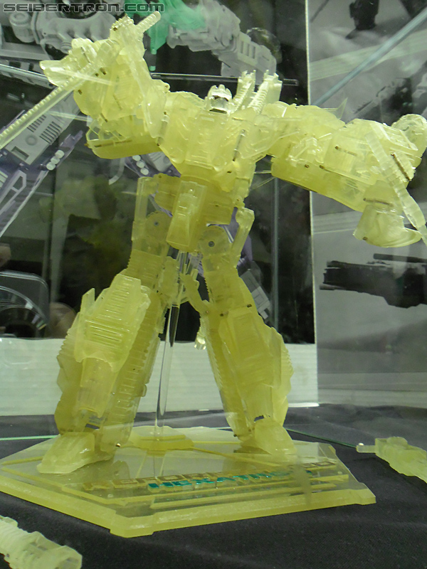 Victoria's Ultimate Hobby and Toy Fair 2011: Mastermind Creations - Transformers Event: TheShow-212