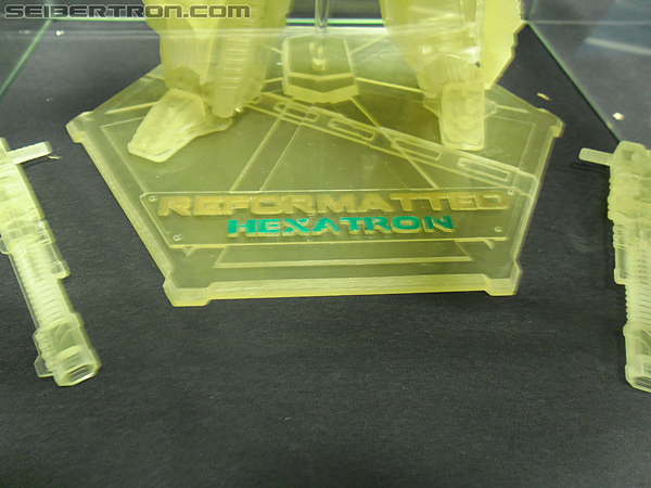 Victoria's Ultimate Hobby and Toy Fair 2011: Mastermind Creations - Transformers Event: TheShow-285