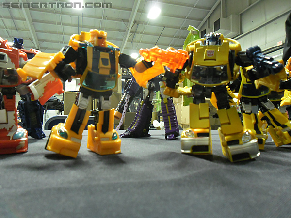 Transformers News: Complete Victoria Toy Fair 2011 Galleries Now Online! Image