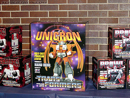 BotCon 2002: Hard Hero PRODUCT Images - Transformers Event: Botcon-2002-hardhero009