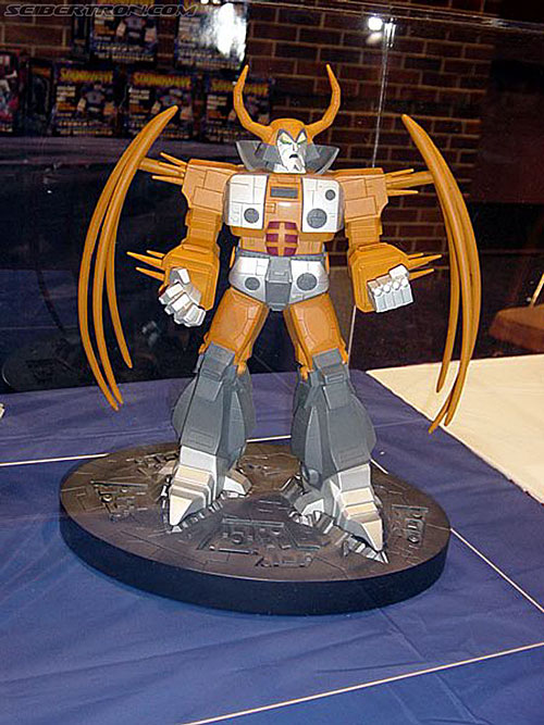 BotCon 2002: Hard Hero PRODUCT Images - Transformers Event: Botcon-2002-hardhero010