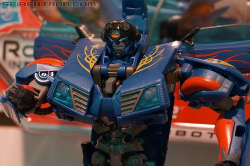 Toy Fair 2012: Transformers Prime Robot in Disguise - Transformers Event: DSC05056