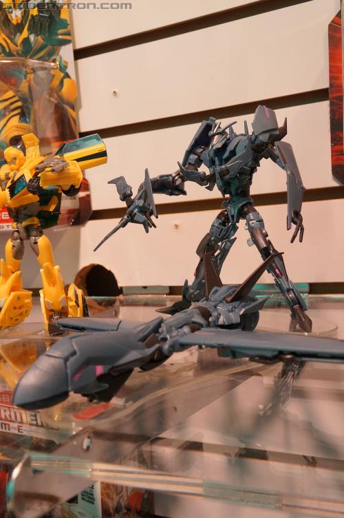 Toy Fair 2012: Transformers Prime Robot in Disguise - Transformers Event: DSC05060