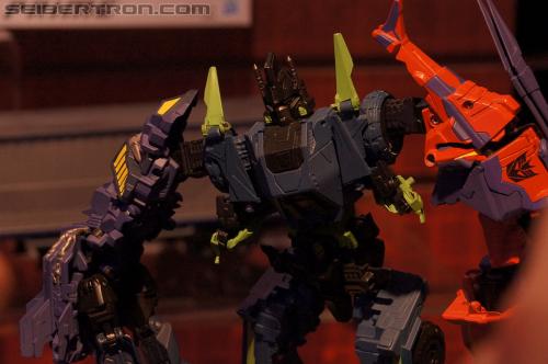 Toy Fair 2012: Transformers Fall of Cybertron - Transformers Event: DSC05112