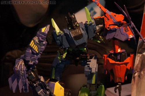 Toy Fair 2012: Transformers Fall of Cybertron - Transformers Event: DSC05143
