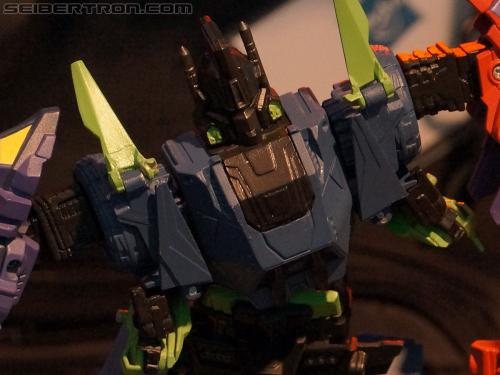 Toy Fair 2012: Transformers Fall of Cybertron - Transformers Event: DSC05143a