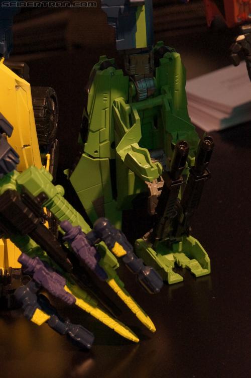 Toy Fair 2012: Transformers Fall of Cybertron - Transformers Event: DSC05147
